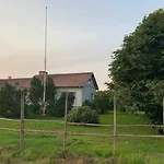 Basic Finland House With Big Garden شاليه