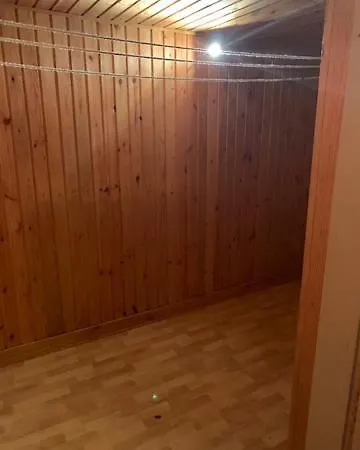 Domek alpejski Basic Finland House With Big Garden Vehmaa