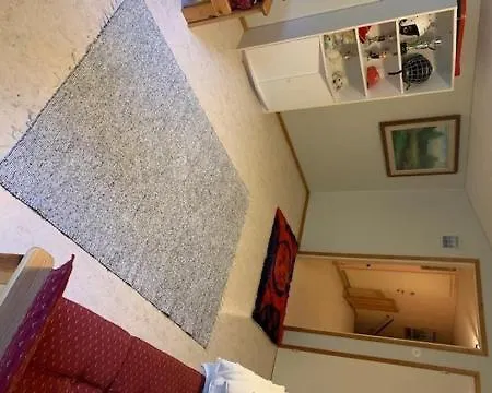 Basic Finland House With Big Garden Domek alpejski *