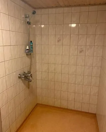 Domek alpejski Basic Finland House With Big Garden Vehmaa