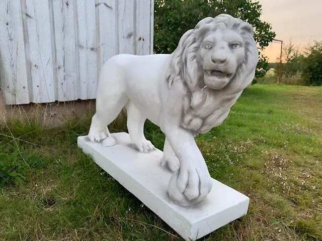 Basic Finland House With Big Garden 木屋