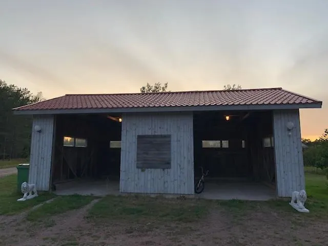 Basic Finland House With Big Garden 木屋 *